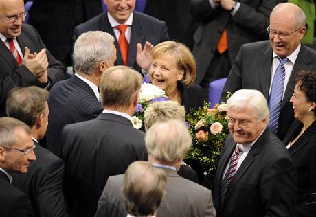Angela Merkelov pijm gratulace 